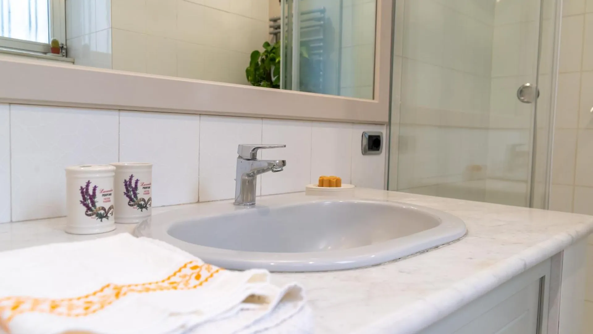 Apartment Pasubio Urban Suites Catania Italy